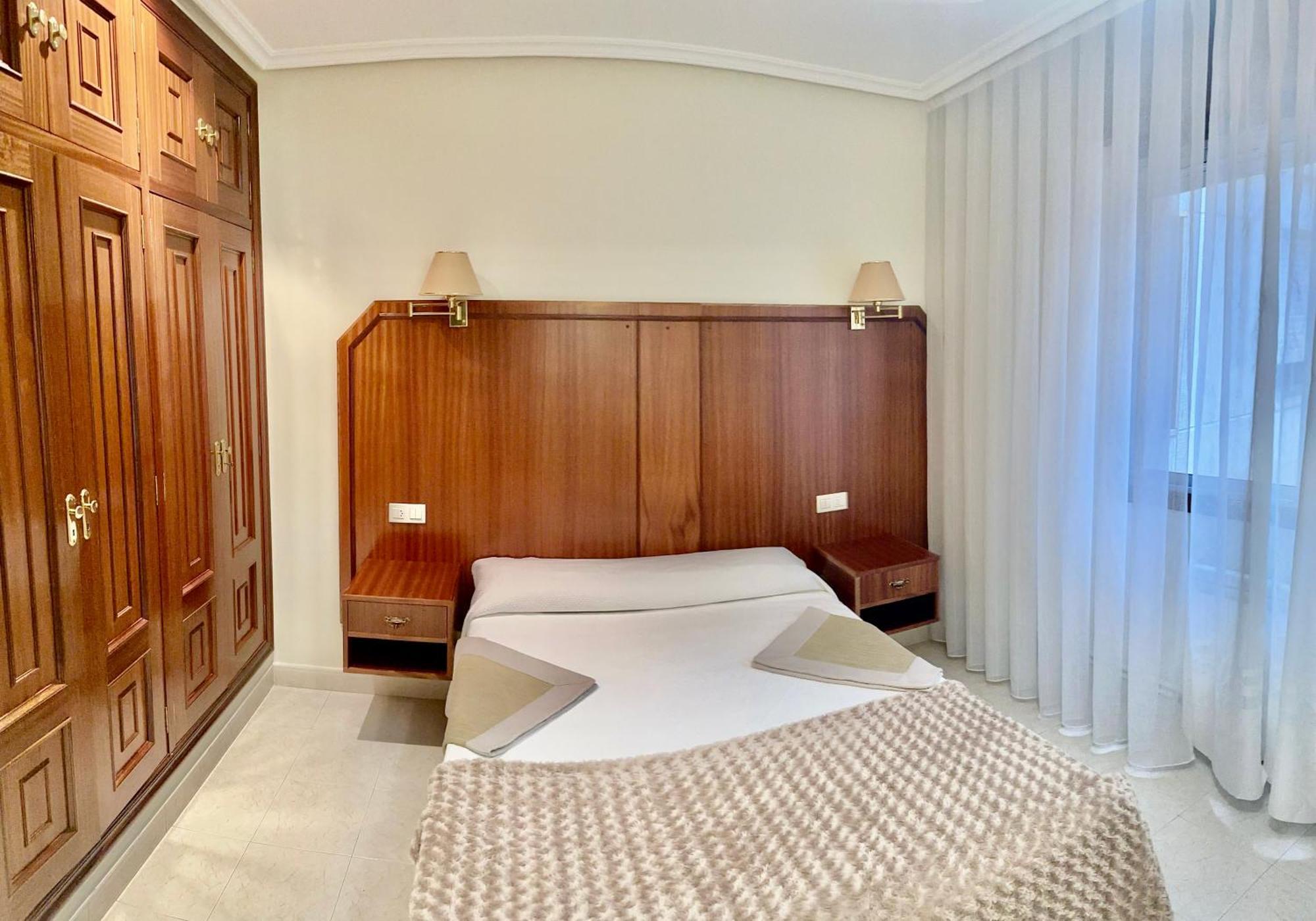 Hostal La Cubana Carballino Buitenkant foto